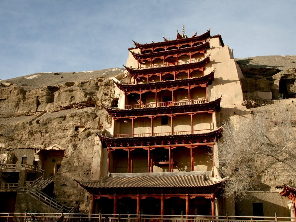 Гроты Могао близ Дуньхуана — раритет тысячелетней давности